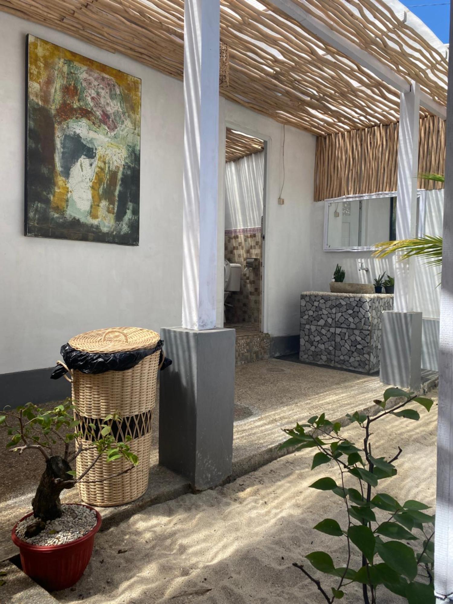 New Balengku Dua Hotel - Adults Only Гили Еър Екстериор снимка